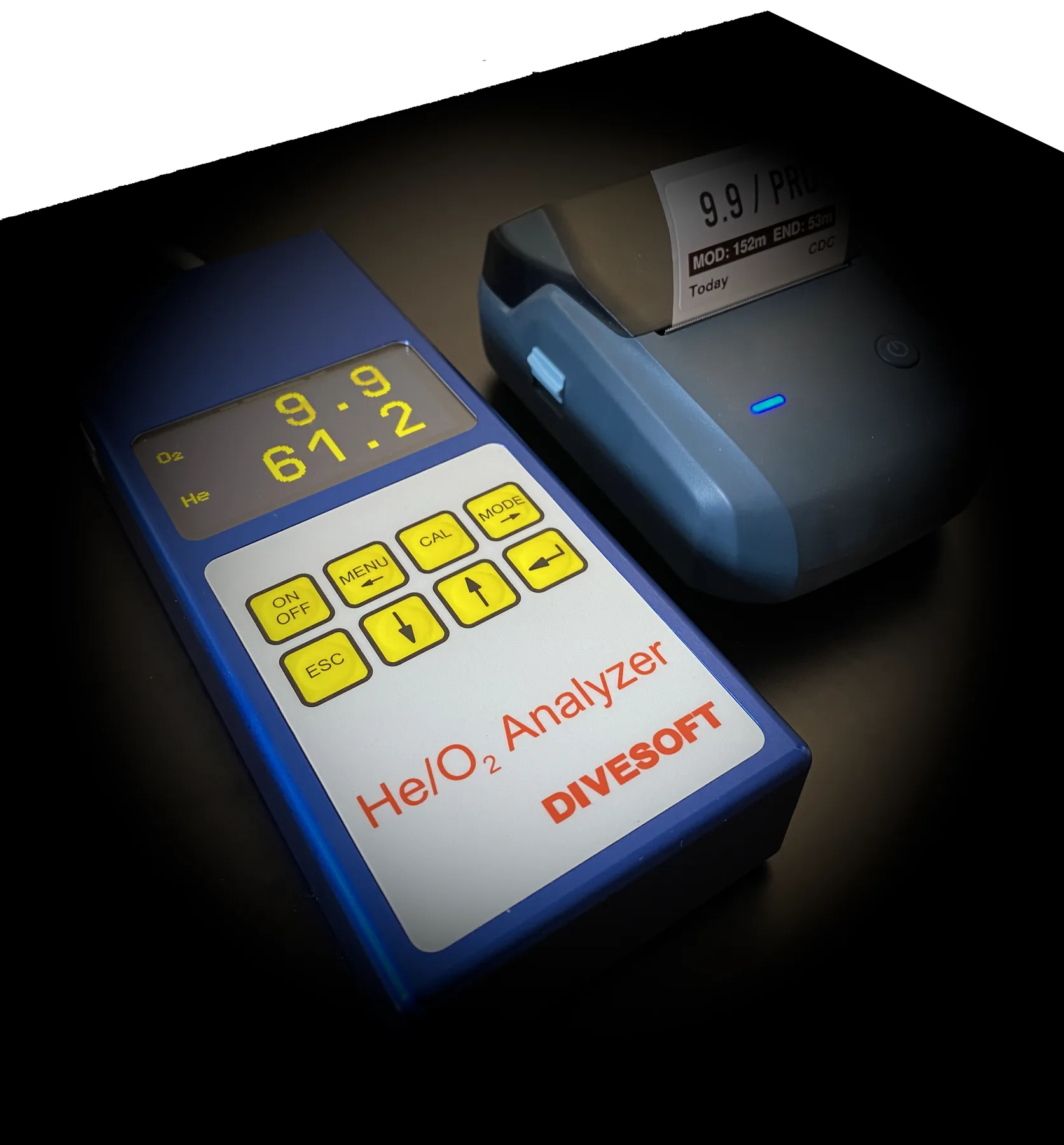 Divesoft analyser, ESP32 adapter, and Niimbot B1 printer